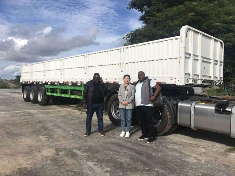 Customer with Genron Sidewall Trailer