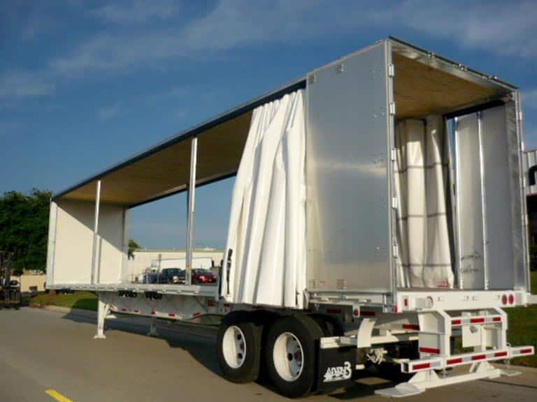 Curtain-side-trailer-5